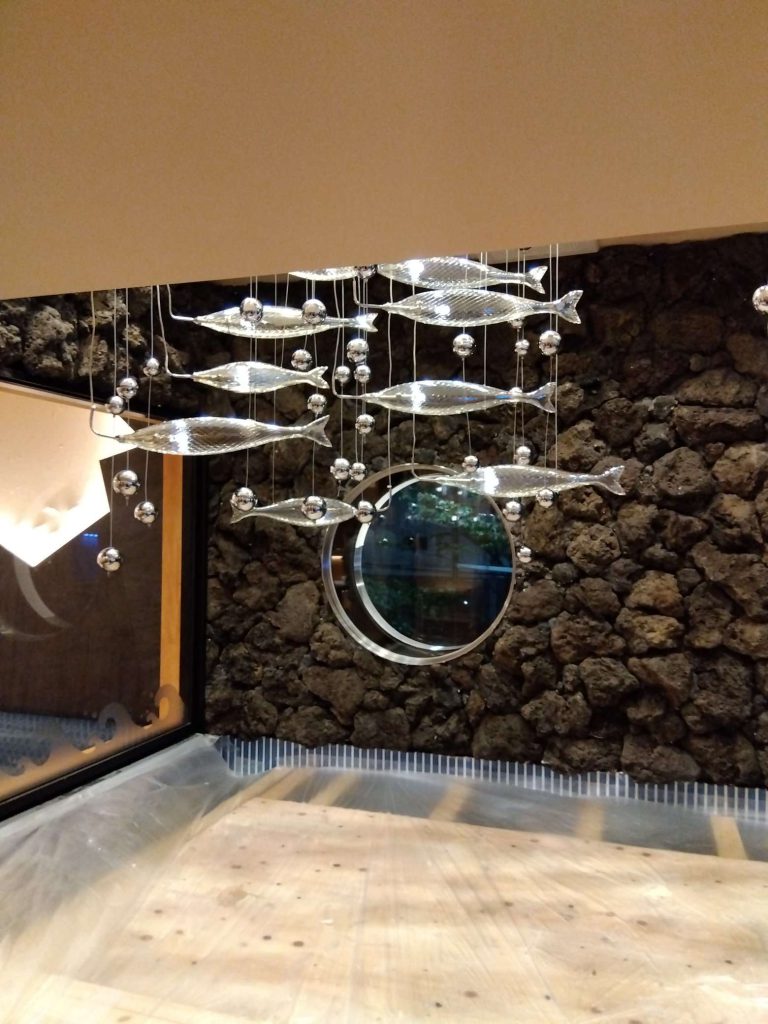 インテリア照明の納品実績 | 魚デザインのインテリア照明｜東京都江戸川区漁師料理