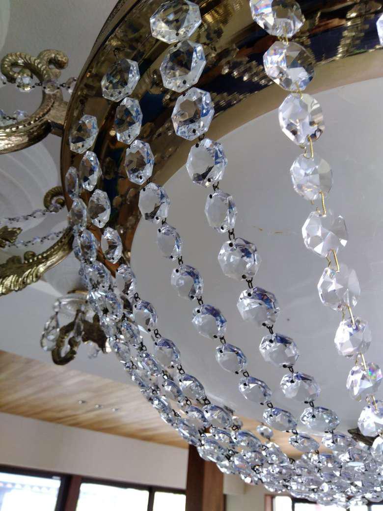 最新の海外インテリア照明の納品事例集 | プロの手仕事によるシャンデリア清掃|シャンデリア清掃・クリーニング 最新の海外インテリア照明の納品事例集 | プロの手仕事によるシャンデリア清掃|シャンデリア清掃・クリーニング