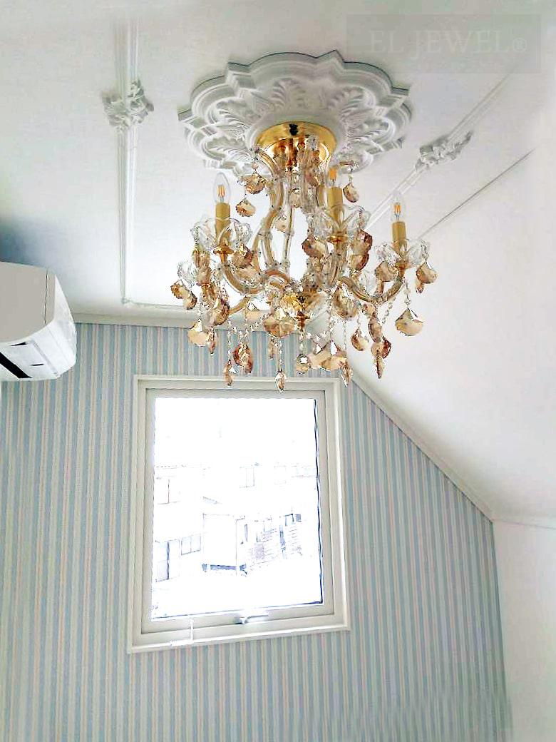 最新の海外インテリア照明の納品事例集 | シーリングシャンデリア+メダリオンで可愛らしい印象にしたい|個人宅 最新の海外インテリア照明の納品事例集 | シーリングシャンデリア+メダリオンで可愛らしい印象にしたい|個人宅
