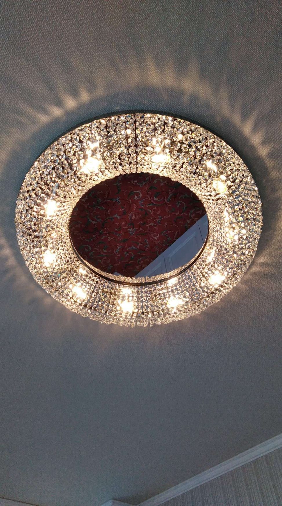 最新の海外インテリア照明の納品事例集 | 空間を広く魅せられる高級感ある照明のおすすめは?フープ型クリスタルシーリングシャンデリア「Dotzauer」の実例をご紹介 最新の海外インテリア照明の納品事例集 | 空間を広く魅せられる高級感ある照明のおすすめは?フープ型クリスタルシーリングシャンデリア「Dotzauer」の実例をご紹介