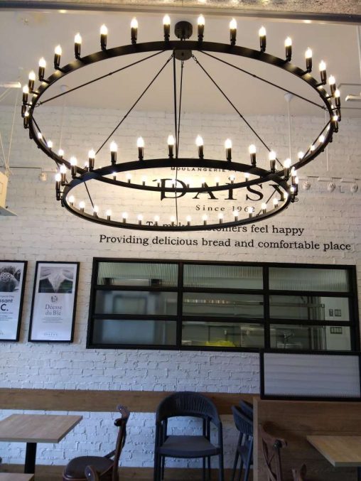 インテリア照明の納品実績 | ロングセラーのフープ型インテリア照明はオーダーメイド可能｜飲食店の照明