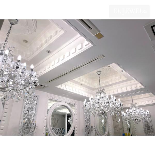 最新の海外インテリア照明の納品事例集 | A結婚式場のクロームカラーのスタイリッシュなシャンデリア|結婚式場 最新の海外インテリア照明の納品事例集 | A結婚式場のクロームカラーのスタイリッシュなシャンデリア|結婚式場