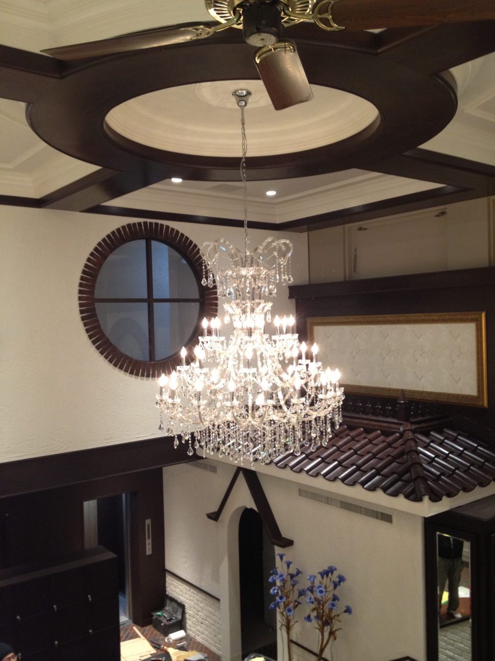 最新の海外インテリア照明の納品事例集 | 結婚式場にふさわしいシャンデリアとは?20年以上の実績で導入事例をご紹介|長岡市のレストランウエディング英国屋 最新の海外インテリア照明の納品事例集 | 結婚式場にふさわしいシャンデリアとは?20年以上の実績で導入事例をご紹介|長岡市のレストランウエディング英国屋