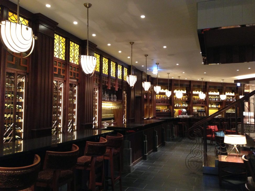 最新の海外インテリア照明の納品事例集 | 大型のシャンデリアの納品&取付工事が可能です。|大宮の結婚式場アルタビスタガーデン 最新の海外インテリア照明の納品事例集 | 大型のシャンデリアの納品&取付工事が可能です。|大宮の結婚式場アルタビスタガーデン