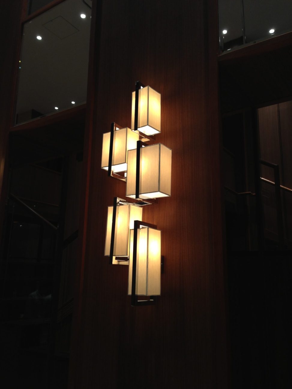 最新の海外インテリア照明の納品事例集 | 大型のシャンデリアの納品&取付工事が可能です。|大宮の結婚式場アルタビスタガーデン 最新の海外インテリア照明の納品事例集 | 大型のシャンデリアの納品&取付工事が可能です。|大宮の結婚式場アルタビスタガーデン