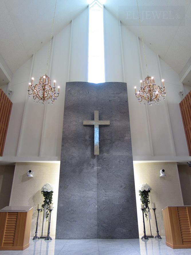 最新の海外インテリア照明の納品事例集 | チャペル改装工事の時にぜひシャンデリア買い替えにおすすめです。|静岡県静岡市のC結婚式場 最新の海外インテリア照明の納品事例集 | チャペル改装工事の時にぜひシャンデリア買い替えにおすすめです。|静岡県静岡市のC結婚式場