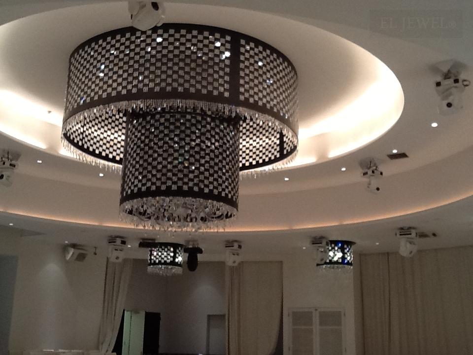 最新の海外インテリア照明の納品事例集 | モダンおしゃれな大型照明をオーダーメイドで製作できます。|群馬県のエスポワール結婚式場 最新の海外インテリア照明の納品事例集 | モダンおしゃれな大型照明をオーダーメイドで製作できます。|群馬県のエスポワール結婚式場