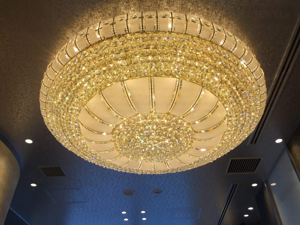 最新のインテリア照明の納品事例集 | 結婚式場の照明シャンデリアのトータルコーディネイトが可能です。｜V結婚式場銀座