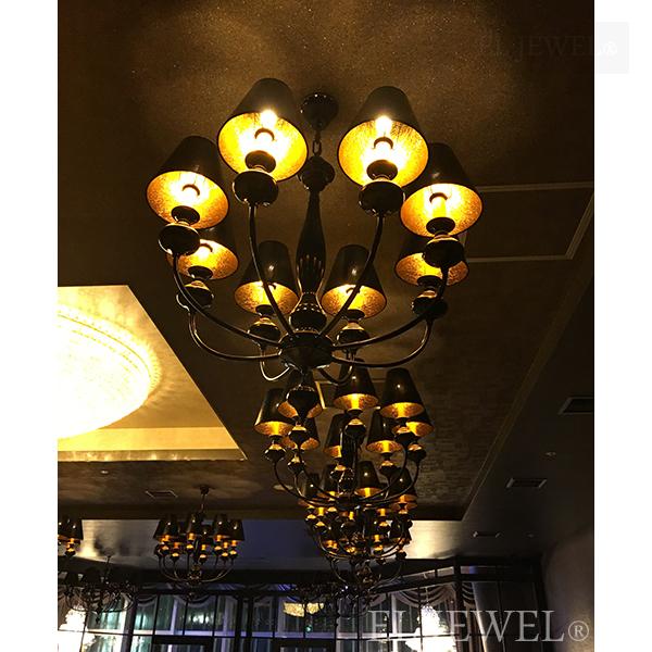 最新の海外インテリア照明の納品事例集 | 結婚式場全体のシャンデリア照明のご用意と取付工事が可能です。|六本木の結婚式場 最新の海外インテリア照明の納品事例集 | 結婚式場全体のシャンデリア照明のご用意と取付工事が可能です。|六本木の結婚式場