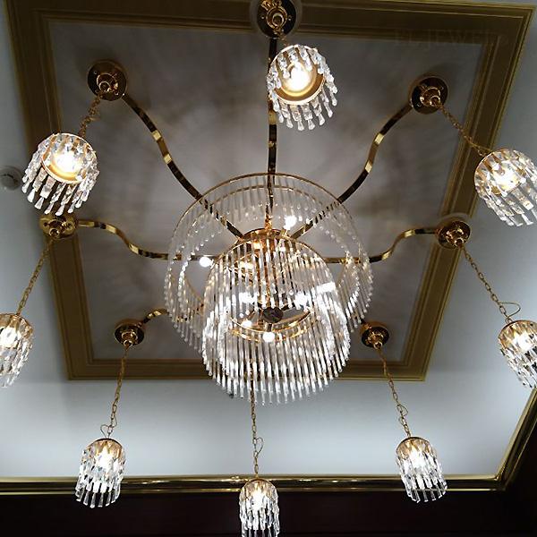 最新の海外インテリア照明の納品事例集 | 特徴的なシャンデリアをご希望の方へ|横浜市R結婚式場 最新の海外インテリア照明の納品事例集 | 特徴的なシャンデリアをご希望の方へ|横浜市R結婚式場