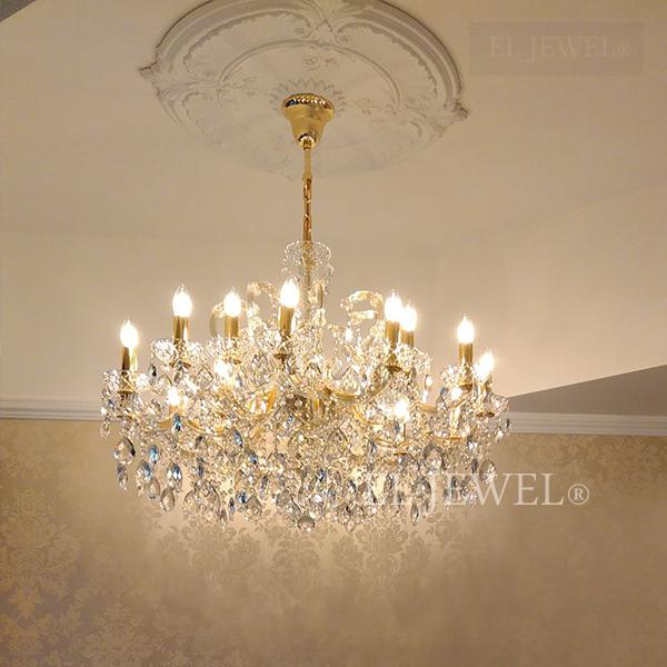 最新の海外インテリア照明の納品事例集 | メダリオンとシャンデリアの組み合わせ|個人宅A様邸 最新の海外インテリア照明の納品事例集 | メダリオンとシャンデリアの組み合わせ|個人宅A様邸