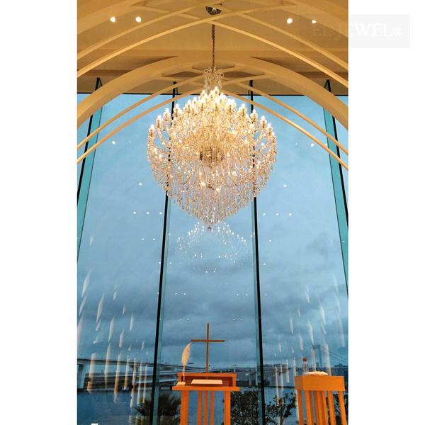 最新の海外インテリア照明の納品事例集 | 他社でご購入の照明も取り付け可能|豊洲結婚式場のイタリア製大型シャンデリアの取り付け 最新の海外インテリア照明の納品事例集 | 他社でご購入の照明も取り付け可能|豊洲結婚式場のイタリア製大型シャンデリアの取り付け