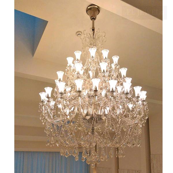 最新の海外インテリア照明の納品事例集 | 他社でご購入の照明も取り付け可能|豊洲結婚式場のイタリア製大型シャンデリアの取り付け 最新の海外インテリア照明の納品事例集 | 他社でご購入の照明も取り付け可能|豊洲結婚式場のイタリア製大型シャンデリアの取り付け