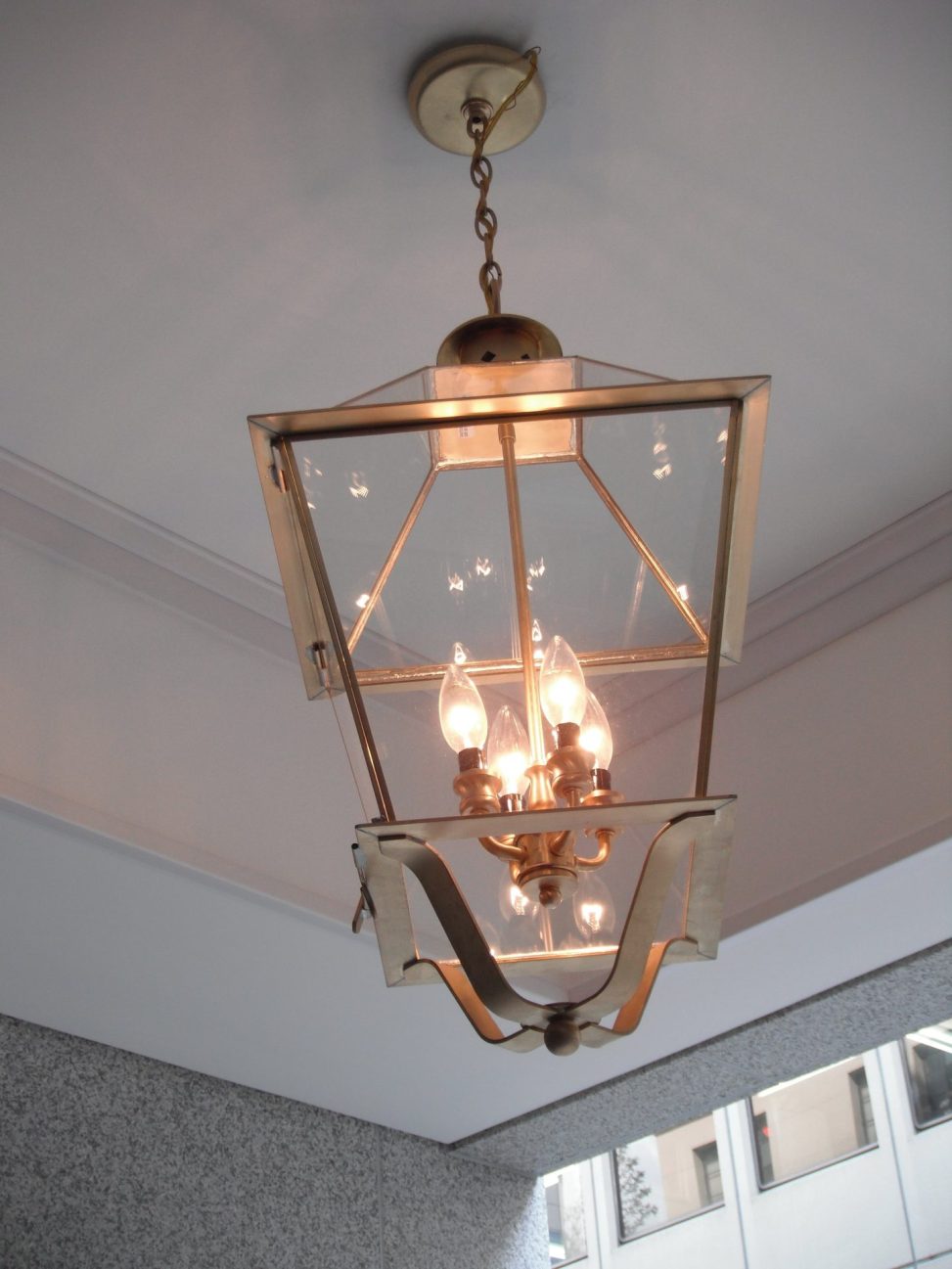 最新の海外インテリア照明の納品事例集 | モダンな結婚式場に合う照明が多数ございます。|京都の結婚式場フォーチュンガーデン 最新の海外インテリア照明の納品事例集 | モダンな結婚式場に合う照明が多数ございます。|京都の結婚式場フォーチュンガーデン