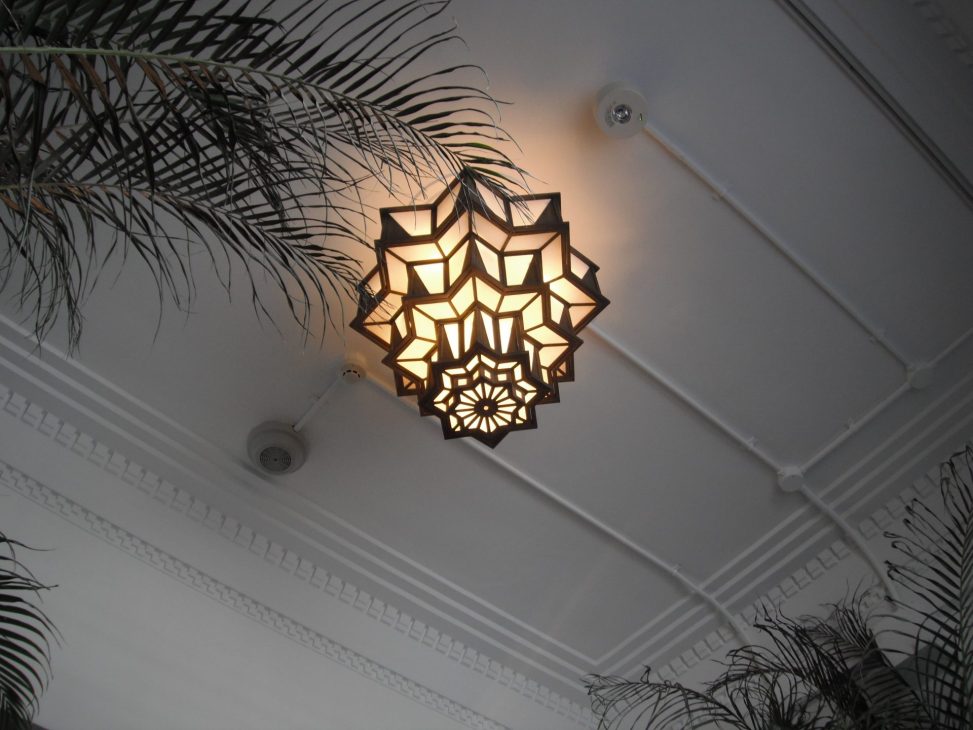 最新の海外インテリア照明の納品事例集 | モダンな結婚式場に合う照明が多数ございます。|京都の結婚式場フォーチュンガーデン 最新の海外インテリア照明の納品事例集 | モダンな結婚式場に合う照明が多数ございます。|京都の結婚式場フォーチュンガーデン