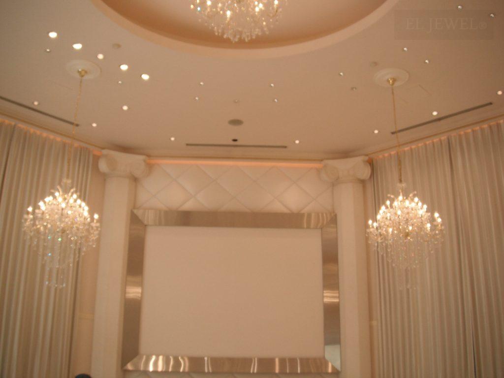 最新の海外インテリア照明の納品事例集 | 気品溢れるクリスタルシャンデリアやペンダントライトをご要望の方へ|宮城県気仙沼市の結婚式場 最新の海外インテリア照明の納品事例集 | 気品溢れるクリスタルシャンデリアやペンダントライトをご要望の方へ|宮城県気仙沼市の結婚式場