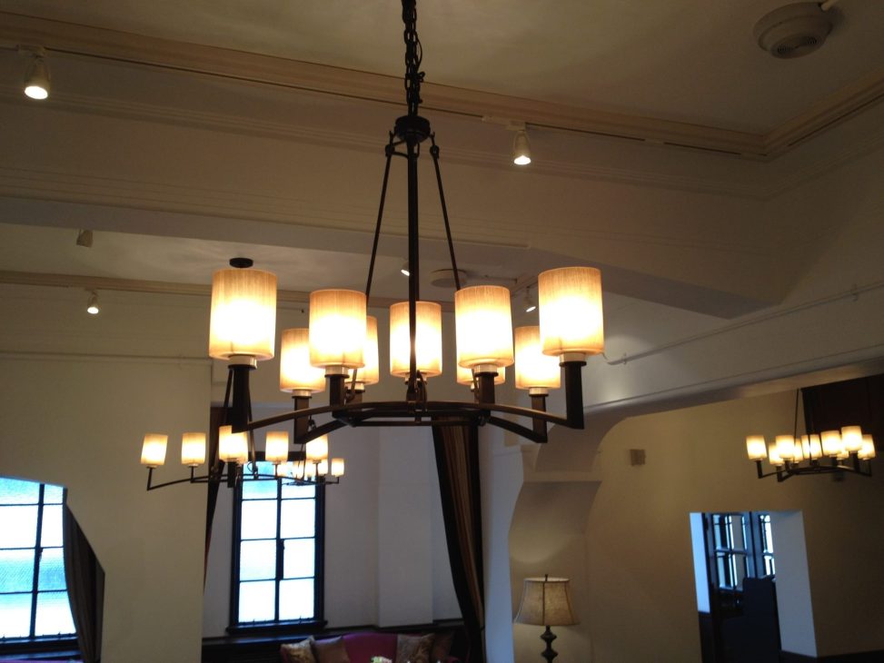 最新の海外インテリア照明の納品事例集 | モダンな結婚式場に合う照明が多数ございます。|京都の結婚式場フォーチュンガーデン 最新の海外インテリア照明の納品事例集 | モダンな結婚式場に合う照明が多数ございます。|京都の結婚式場フォーチュンガーデン