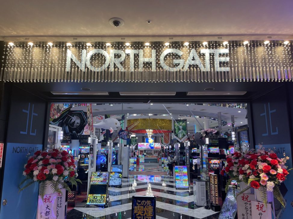 最新の海外インテリア照明の納品事例集 | 浜松のパチンコ屋に特殊なLED電球シャンデリアを納品させていただきました。 最新の海外インテリア照明の納品事例集 | 浜松のパチンコ屋に特殊なLED電球シャンデリアを納品させていただきました。