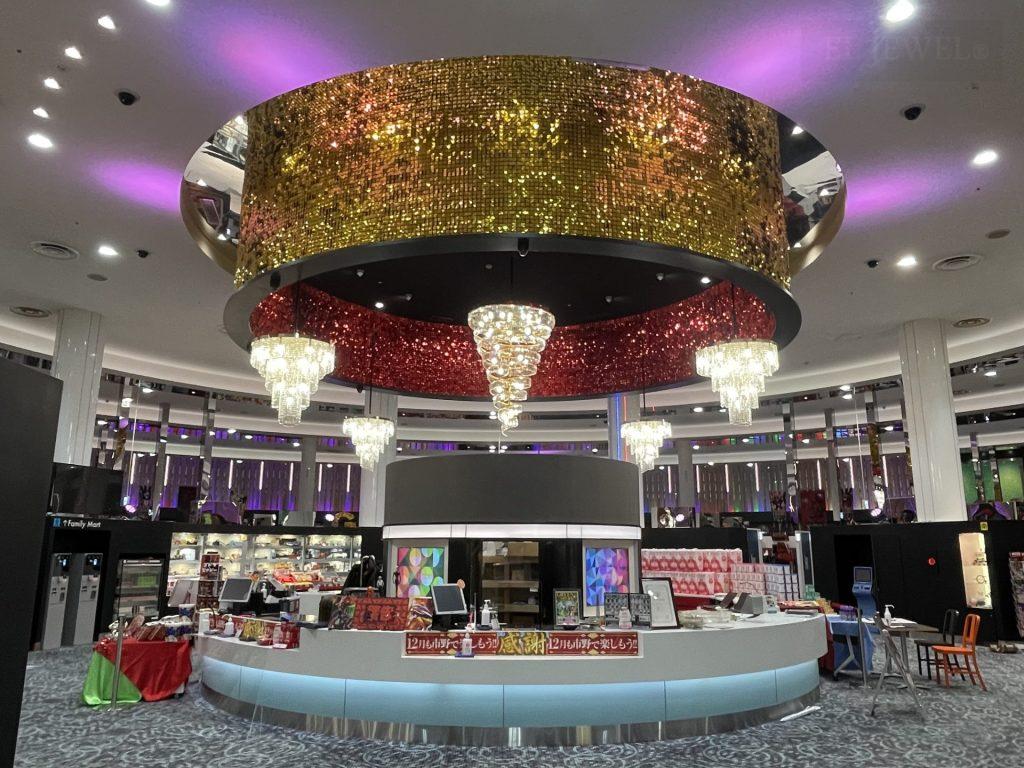 最新の海外インテリア照明の納品事例集 | 浜松のパチンコ屋に特殊なLED電球シャンデリアを納品させていただきました。 最新の海外インテリア照明の納品事例集 | 浜松のパチンコ屋に特殊なLED電球シャンデリアを納品させていただきました。