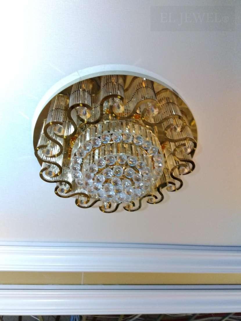 最新の海外インテリア照明の納品事例集 | 絶対的な魅力を引き立てる天高モダンシャンデリア|F様邸 最新の海外インテリア照明の納品事例集 | 絶対的な魅力を引き立てる天高モダンシャンデリア|F様邸