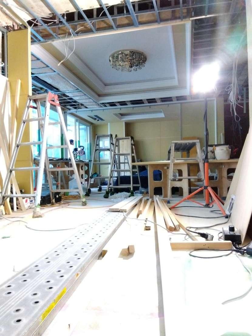 最新の海外インテリア照明の納品事例集 | 絶対的な魅力を引き立てる天高モダンシャンデリア|F様邸 最新の海外インテリア照明の納品事例集 | 絶対的な魅力を引き立てる天高モダンシャンデリア|F様邸