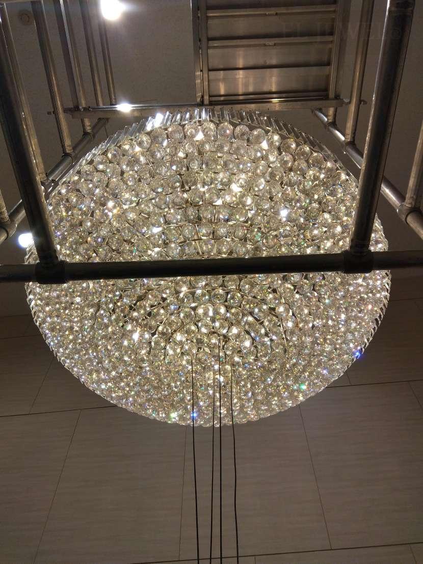 最新の海外インテリア照明の納品事例集 | 大型クリスタルシャンデリアの清掃はエルジュエルにおまかせください。 最新の海外インテリア照明の納品事例集 | 大型クリスタルシャンデリアの清掃はエルジュエルにおまかせください。