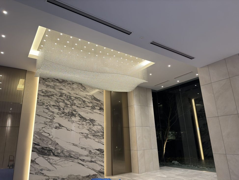 最新の海外インテリア照明の納品事例集 | 特注オーダー照明のクリスタルモダンシャンデリアを納品いたしました。 最新の海外インテリア照明の納品事例集 | 特注オーダー照明のクリスタルモダンシャンデリアを納品いたしました。