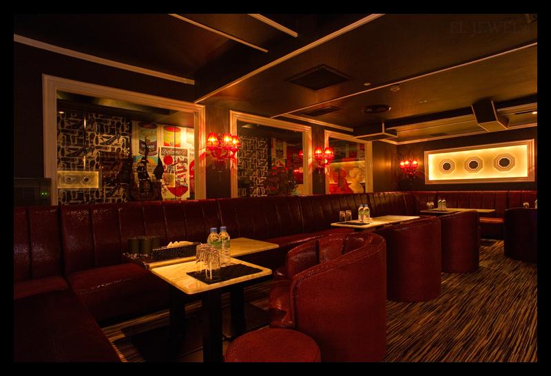 最新の海外インテリア照明の納品事例集 | 六本木クラブミロウ店様に特注オーダーメイドシャンデリアを納品しました。 最新の海外インテリア照明の納品事例集 | 六本木クラブミロウ店様に特注オーダーメイドシャンデリアを納品しました。