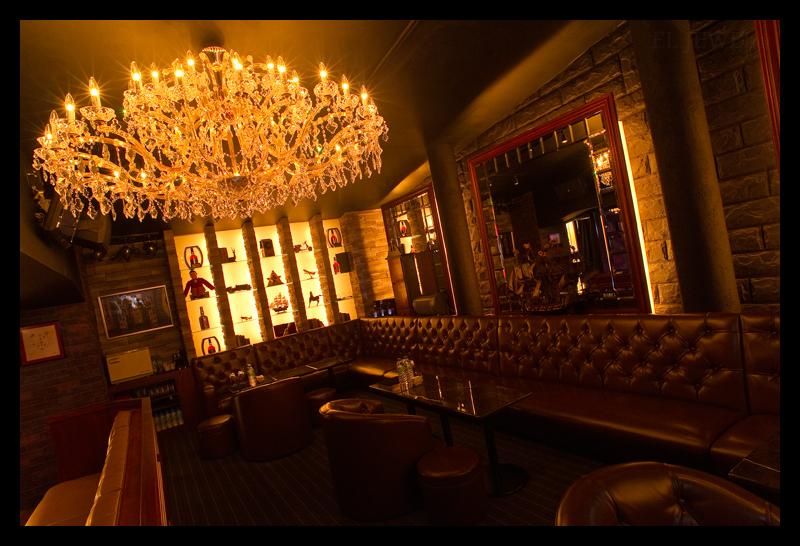 最新の海外インテリア照明の納品事例集 | 六本木クラブミロウ店様に特注オーダーメイドシャンデリアを納品しました。 最新の海外インテリア照明の納品事例集 | 六本木クラブミロウ店様に特注オーダーメイドシャンデリアを納品しました。