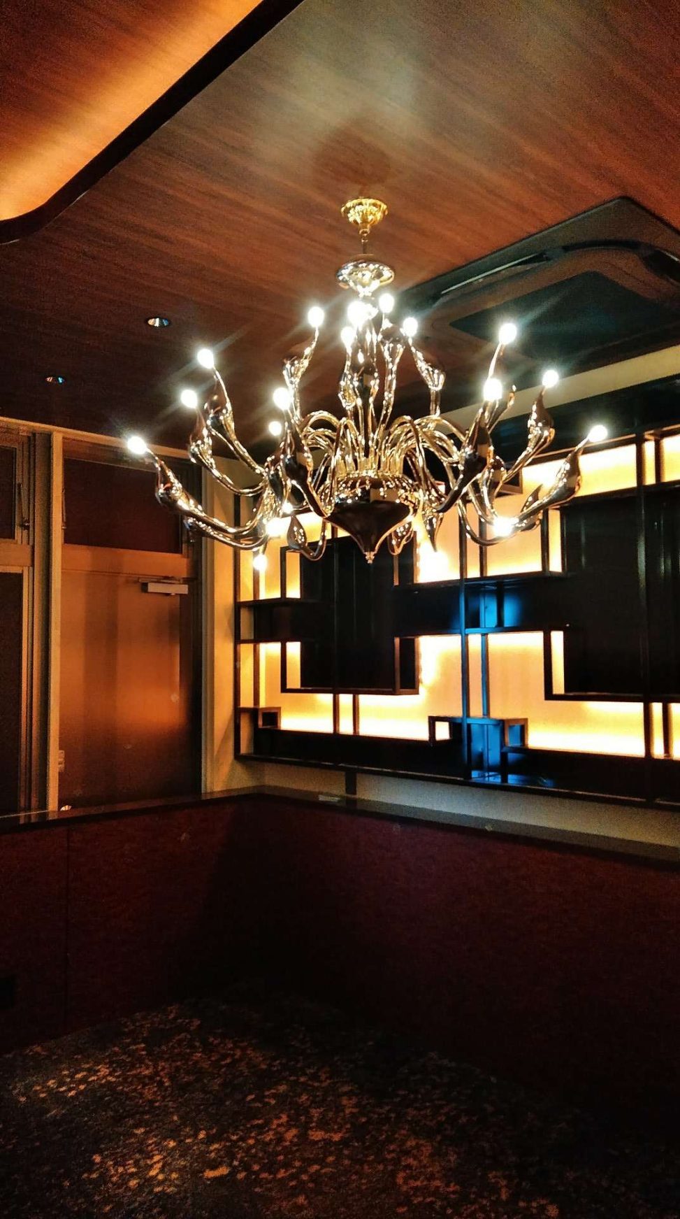 最新の海外インテリア照明の納品事例集 | 名古屋のクラブ様にインテリアモダン照明を多数納品しました。 最新の海外インテリア照明の納品事例集 | 名古屋のクラブ様にインテリアモダン照明を多数納品しました。