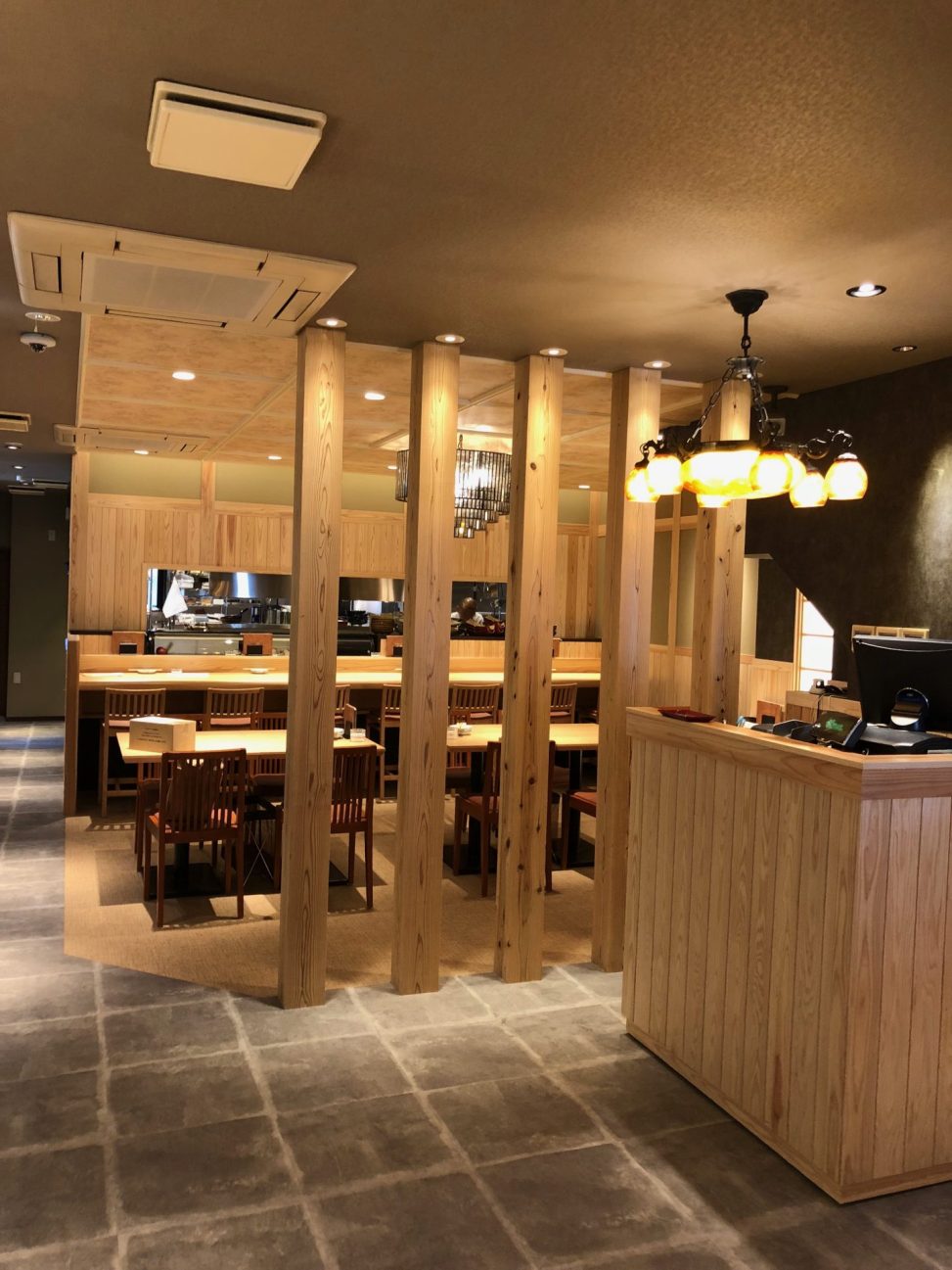 最新の海外インテリア照明の納品事例集 | 富山県魚吟飲食店様にモダンインテリア照明を納品しました。 最新の海外インテリア照明の納品事例集 | 富山県魚吟飲食店様にモダンインテリア照明を納品しました。