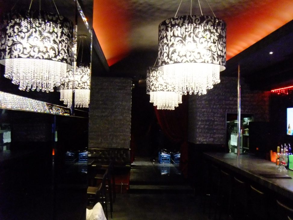 最新の海外インテリア照明の納品事例集 | 六本木クラブジャイル店様にオシャレなウォールライトを納品しました。 最新の海外インテリア照明の納品事例集 | 六本木クラブジャイル店様にオシャレなウォールライトを納品しました。