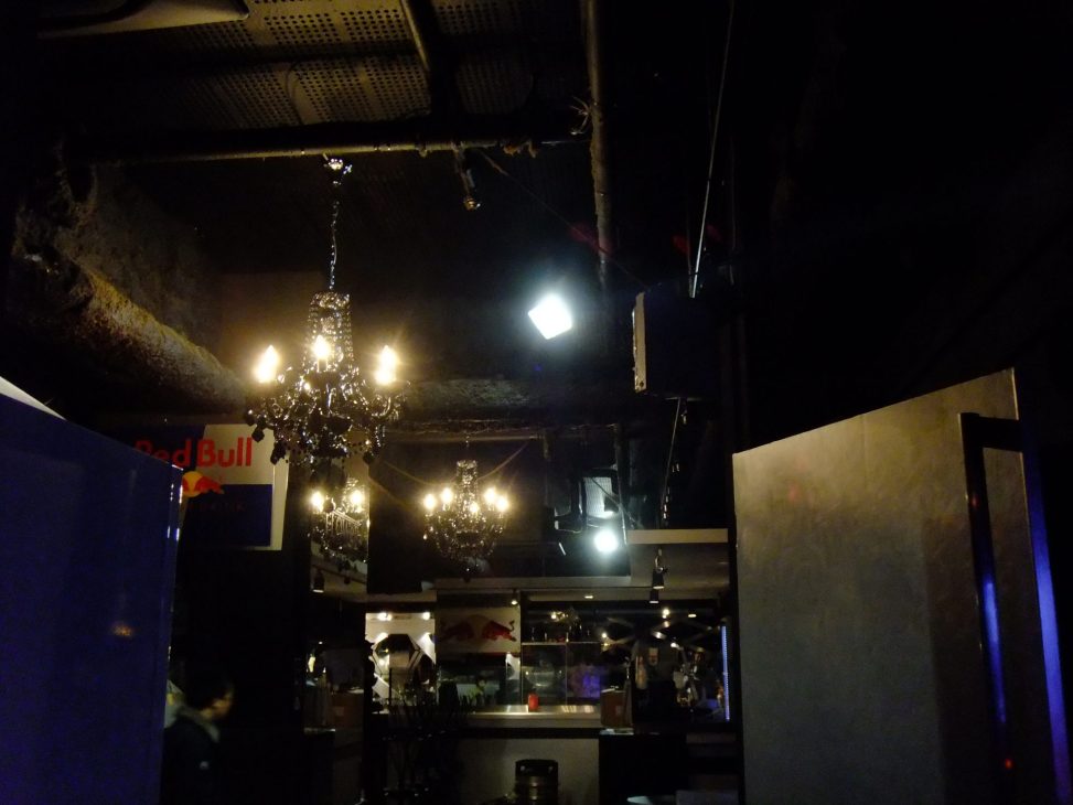 最新の海外インテリア照明の納品事例集 | 六本木Club Flower様に多数クリスタルシャンデリアを納品しました。 最新の海外インテリア照明の納品事例集 | 六本木Club Flower様に多数クリスタルシャンデリアを納品しました。