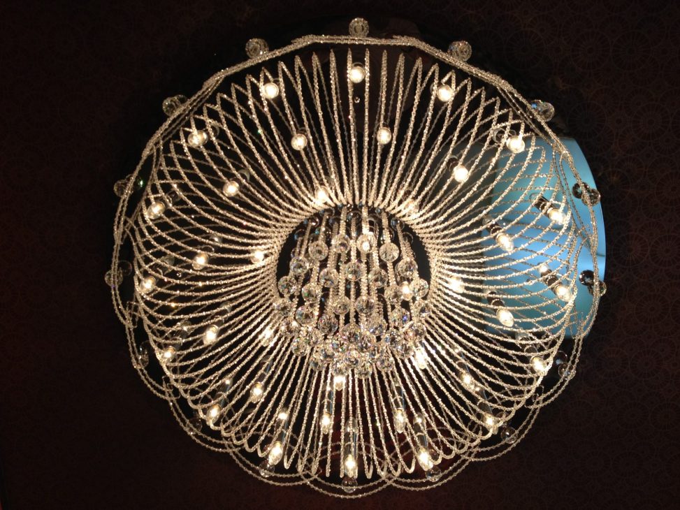 最新の海外インテリア照明の納品事例集 | 厚木のクラブアテナ様に大型クリスタルシャンデリアとシーリングシャンデリアを納品しました。 最新の海外インテリア照明の納品事例集 | 厚木のクラブアテナ様に大型クリスタルシャンデリアとシーリングシャンデリアを納品しました。