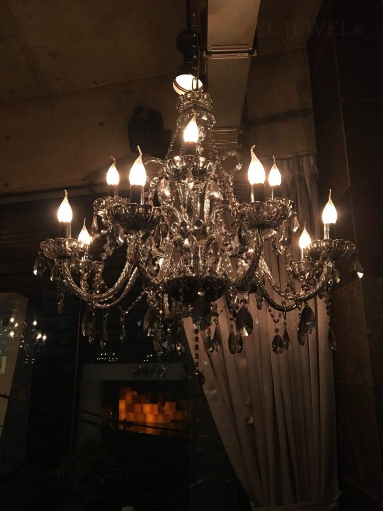 最新の海外インテリア照明の納品事例集 | 金沢市Gバーガラシャ様に大型特注クリスタルシャンデリアを納品しました。 最新の海外インテリア照明の納品事例集 | 金沢市Gバーガラシャ様に大型特注クリスタルシャンデリアを納品しました。