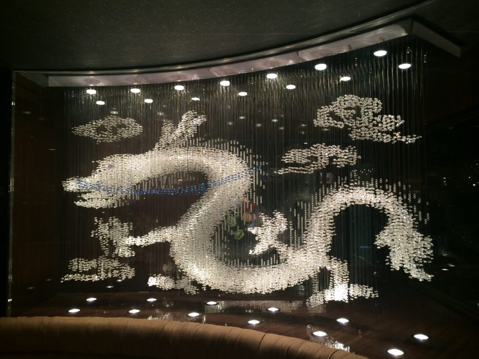 最新の海外インテリア照明の納品事例集 | セブンヒルズPretty WOMAN様にドラゴン龍クリスタルワイヤーアート照明を納品しました。 最新の海外インテリア照明の納品事例集 | セブンヒルズPretty WOMAN様にドラゴン龍クリスタルワイヤーアート照明を納品しました。