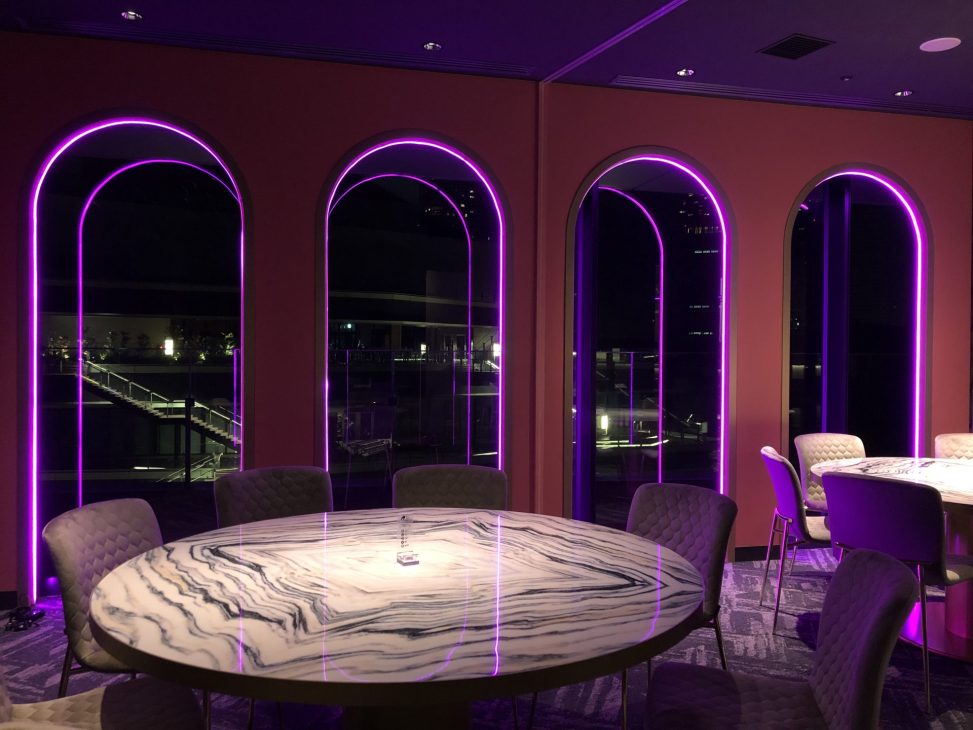 最新の海外インテリア照明の納品事例集 | モダンな特注オーダー照明をレストランに導入する、本当の理由とは? 最新の海外インテリア照明の納品事例集 | モダンな特注オーダー照明をレストランに導入する、本当の理由とは?