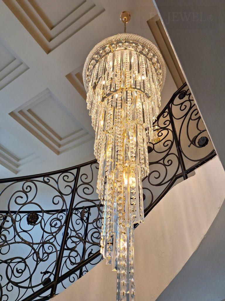 最新の海外インテリア照明の納品事例集 | 湘南国際ホテル|大型モダンクリスタルシャンデリアを納品しました。 最新の海外インテリア照明の納品事例集 | 湘南国際ホテル|大型モダンクリスタルシャンデリアを納品しました。