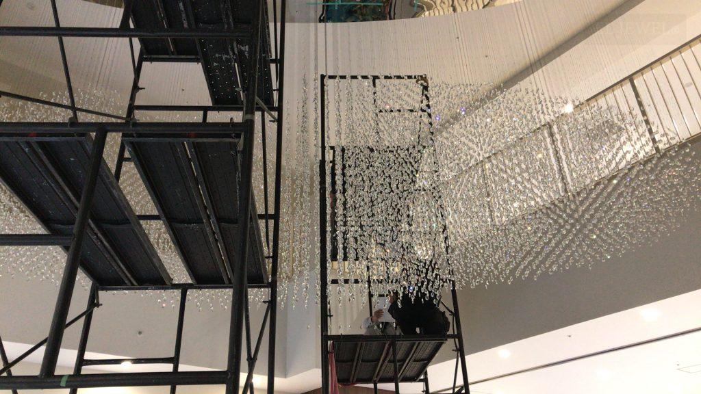 最新の海外インテリア照明の納品事例集 | 超大型のクリスタルシャンデリアは製作できますか?|広島医療法人様 最新の海外インテリア照明の納品事例集 | 超大型のクリスタルシャンデリアは製作できますか?|広島医療法人様