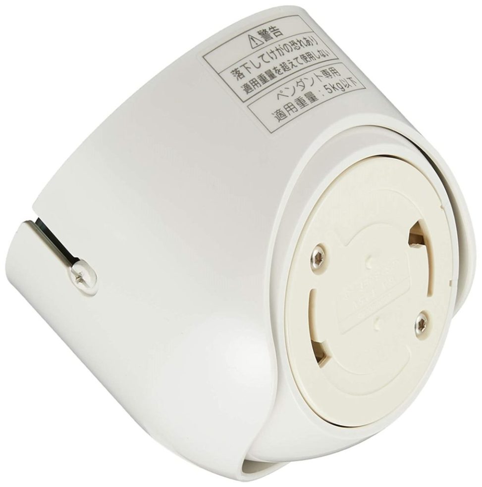 最新の海外インテリア照明の納品事例集 | 斜傾天井にシャンデリアをつけたい場合どうしたらいいですか?|世田谷M邸宅様 最新の海外インテリア照明の納品事例集 | 斜傾天井にシャンデリアをつけたい場合どうしたらいいですか?|世田谷M邸宅様