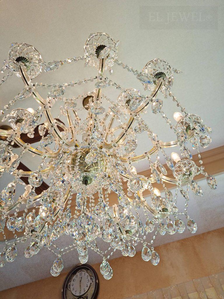 最新の海外インテリア照明の納品事例集 | クリスタルシャンデリアの清掃って効果があるのか?検証しました。|千葉県K様邸 最新の海外インテリア照明の納品事例集 | クリスタルシャンデリアの清掃って効果があるのか?検証しました。|千葉県K様邸