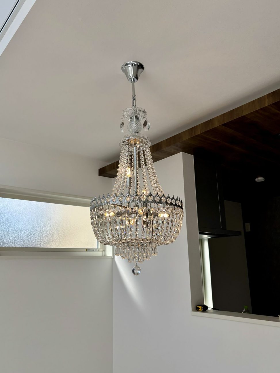 最新の海外インテリア照明の納品事例集 | リフォームをお考えの方におすすめ!リフォーム中に「シャンデリア保管預かり」&「シャンデリア清掃」って可能ですか? 最新の海外インテリア照明の納品事例集 | リフォームをお考えの方におすすめ!リフォーム中に「シャンデリア保管預かり」&「シャンデリア清掃」って可能ですか?