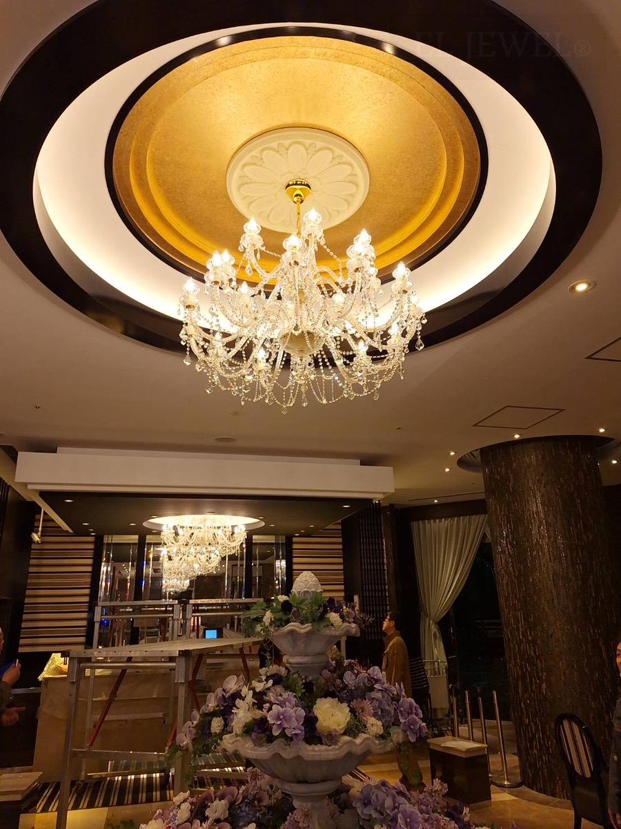 最新の海外インテリア照明の納品事例集 | 同じ空間でこんなにホテルのエントランスのイメージが変わるって知ってました? 最新の海外インテリア照明の納品事例集 | 同じ空間でこんなにホテルのエントランスのイメージが変わるって知ってました?