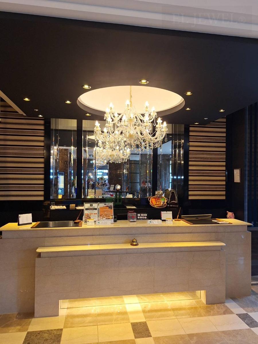 最新の海外インテリア照明の納品事例集 | 同じ空間でこんなにホテルのエントランスのイメージが変わるって知ってました? 最新の海外インテリア照明の納品事例集 | 同じ空間でこんなにホテルのエントランスのイメージが変わるって知ってました?
