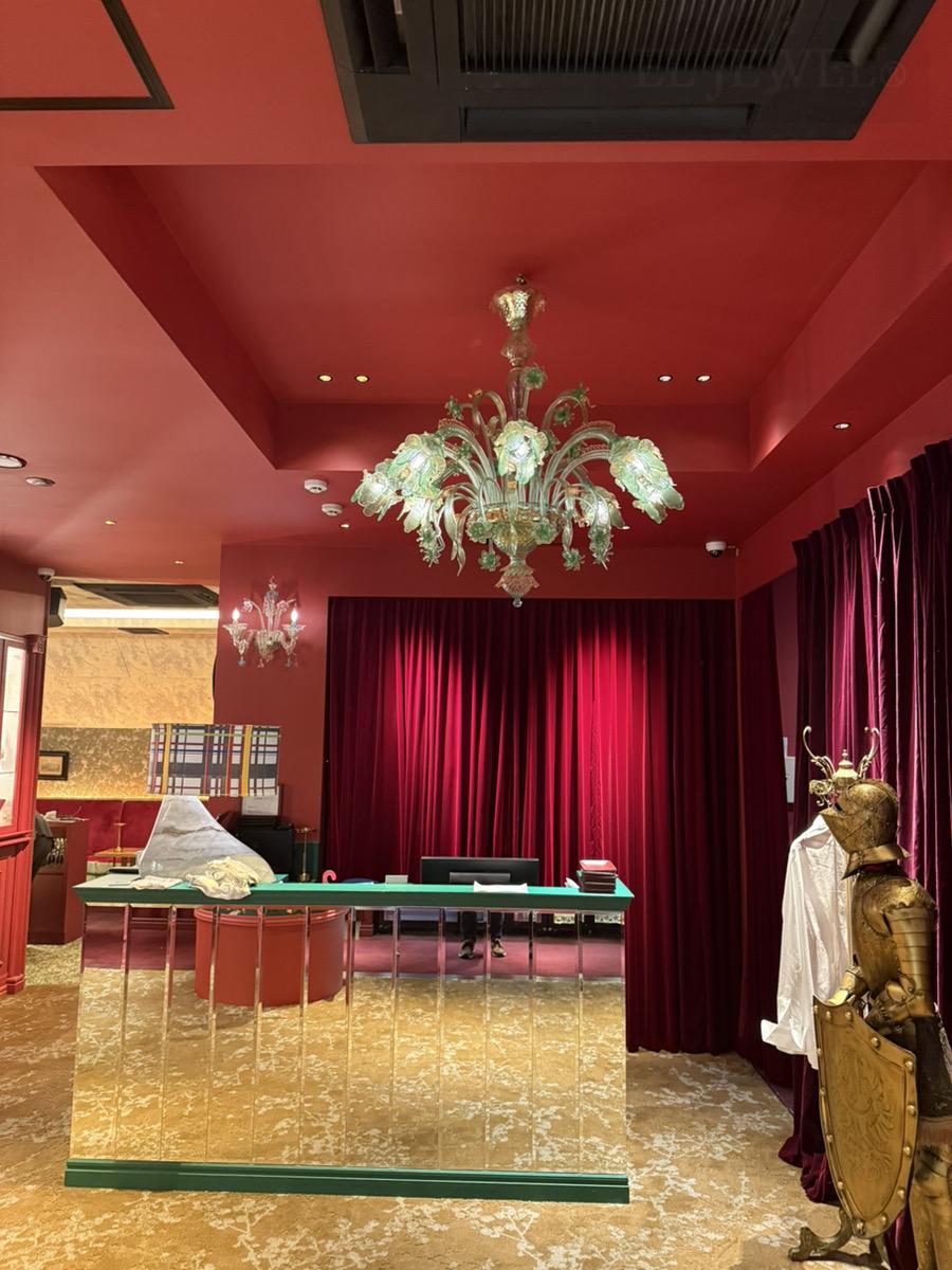 最新の海外インテリア照明の納品事例集 | ムラーノガラスのシャンデリアって、他と何が違うの? 最新の海外インテリア照明の納品事例集 | ムラーノガラスのシャンデリアって、他と何が違うの?